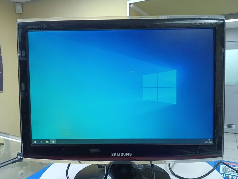 Купити Samsung sm t190 ls19twh Б/У