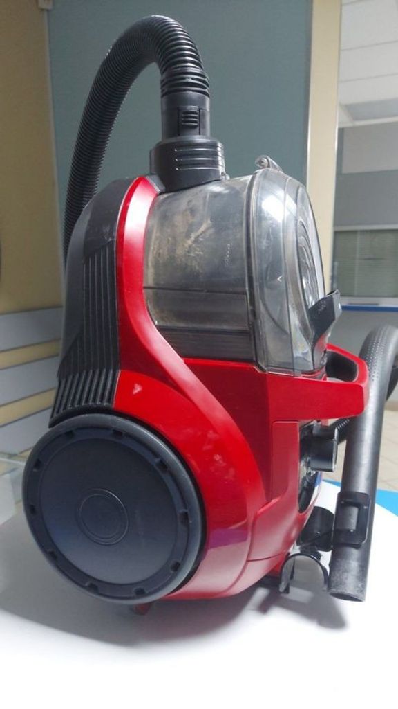 Дешево Bosch Serie 4 BGC21X350 з ломбарду