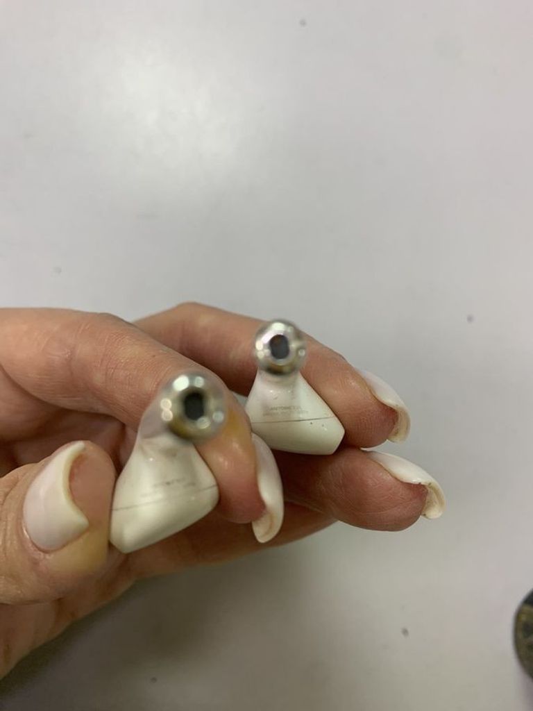 Купити Apple (Копія) airpods 2 gen a1602.a2032+a2031 2019г. Б/У