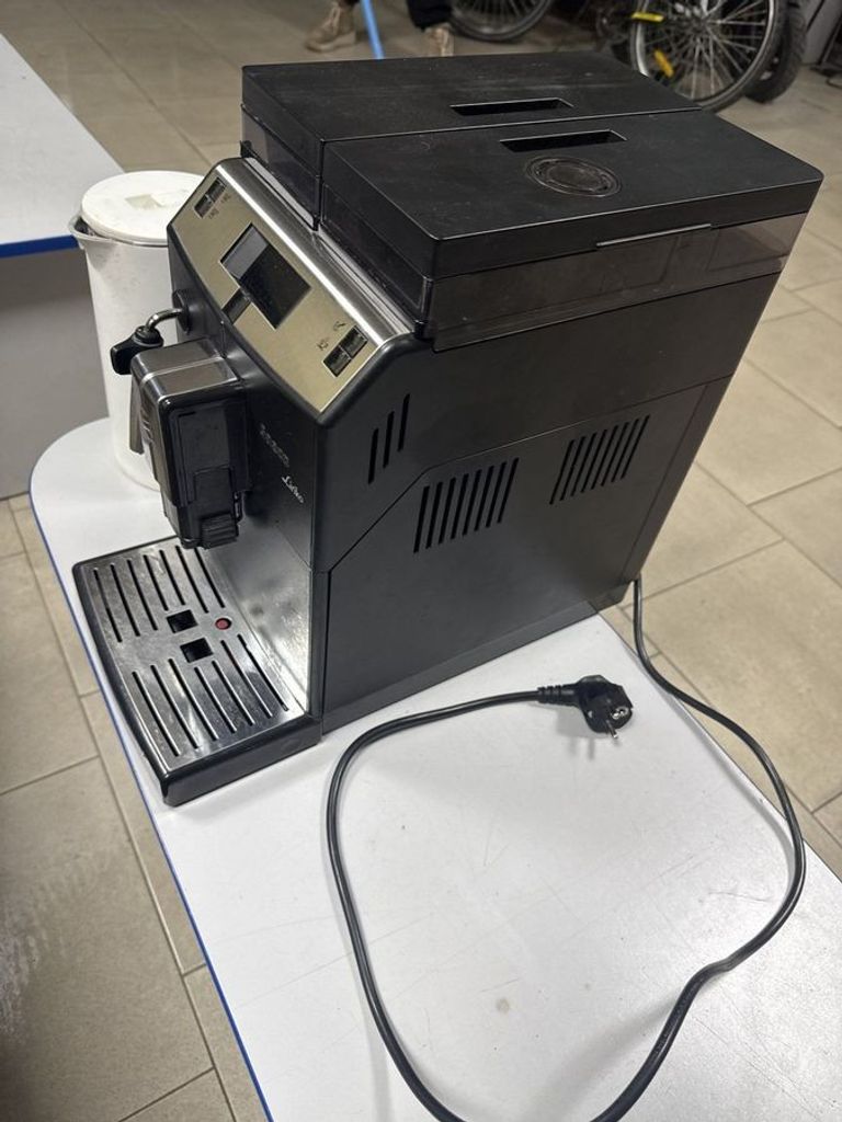 Оголошення Saeco lirika Б/У