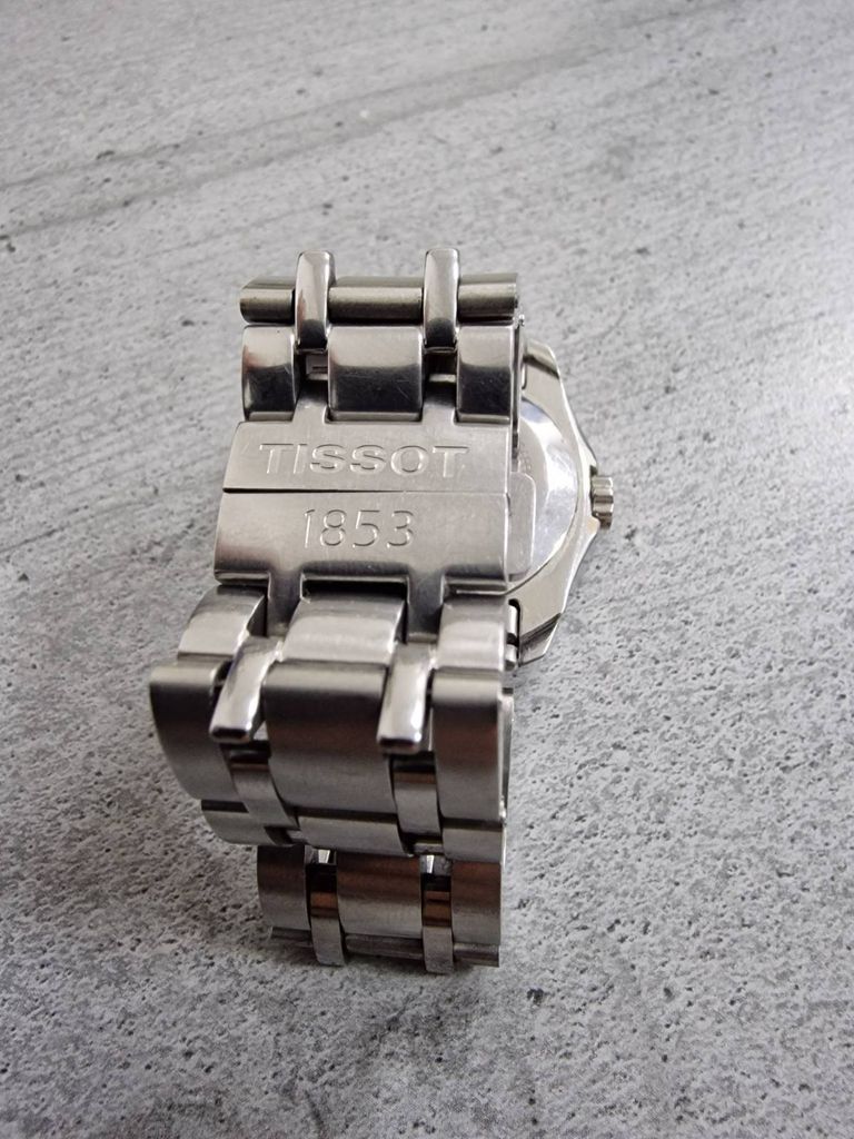 Дешиво Tissot T035.410.11.051.00 с ломбарда