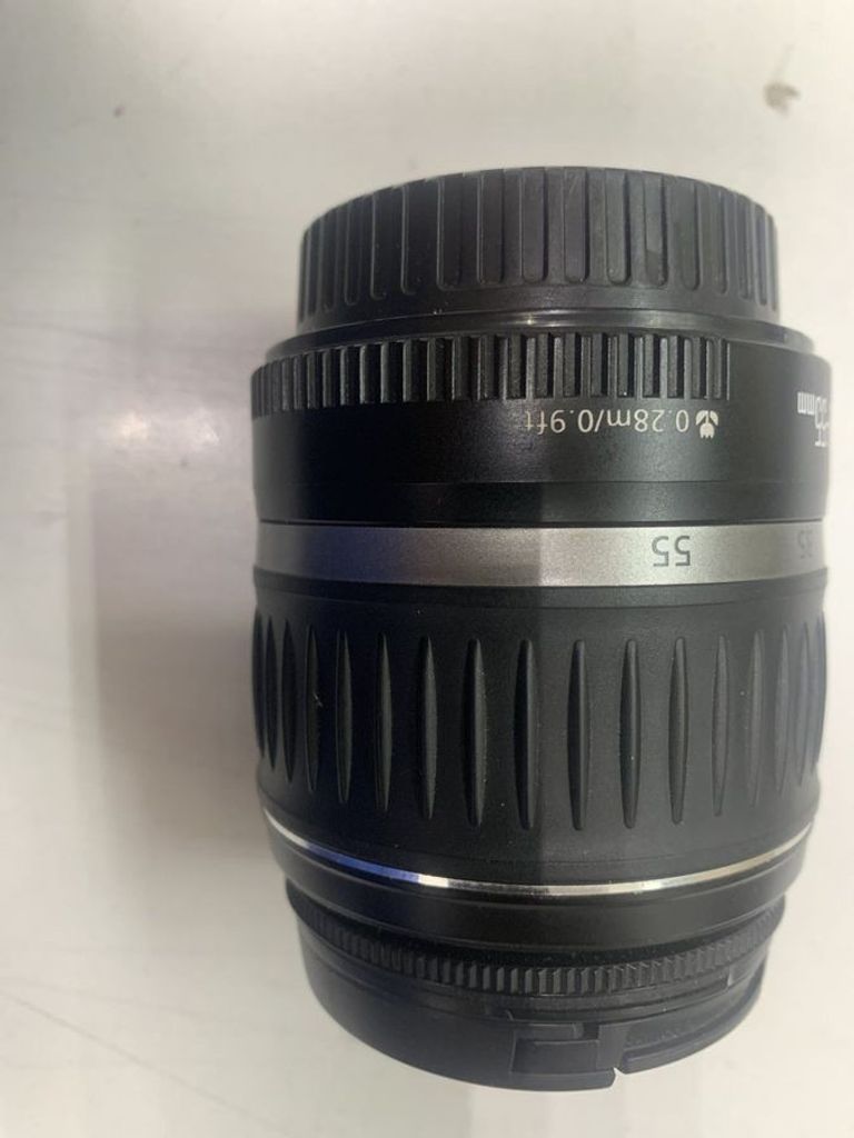 Дешиво Canon ef-s 18-55mm f/3,5-5,6 is ii с ломбарда