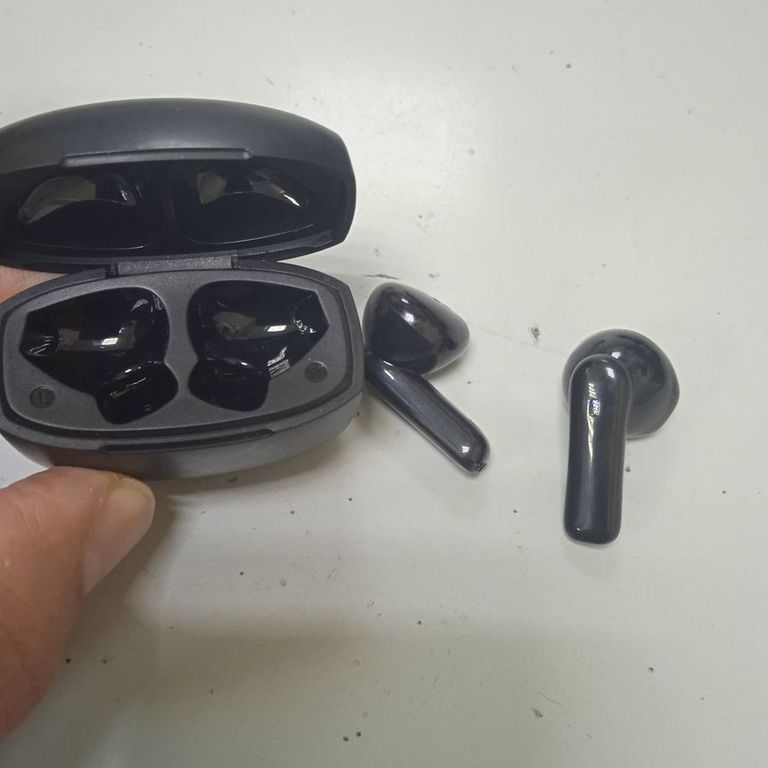 Дешиво Avrora с ломбарда