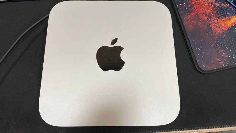 Розпродаж Apple mac mini a2686 mmfj3 m2/8core/ram 8gb/ssd256gb, продавець Техноскарб
