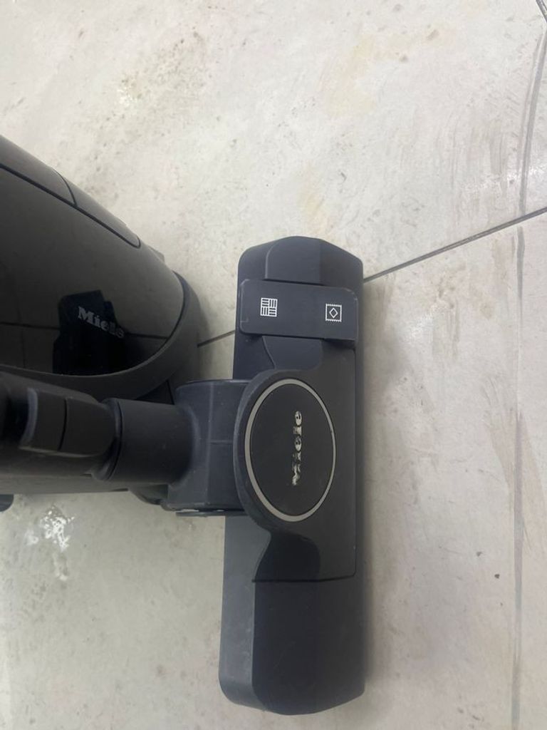 Объявление Miele Complete C3 PowerLine SGDF3 Б/У