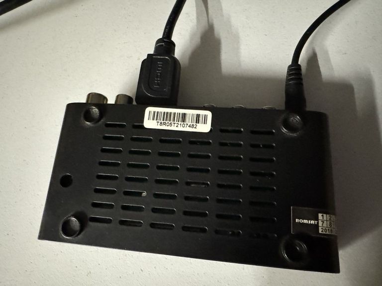 Дешево Romsat T8005HD з ломбарду