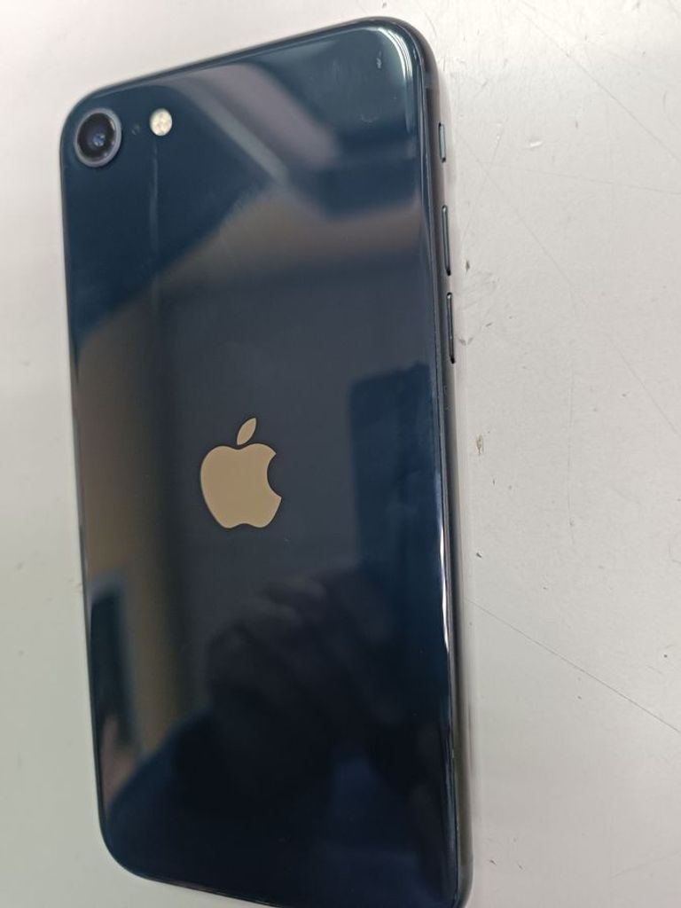 Объявление Apple iphone se 2022 64gb Б/У