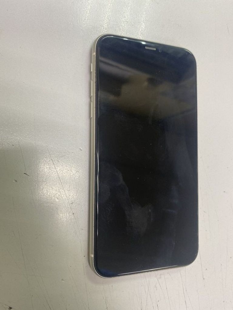 Дешево Apple iphone 11 64gb з ломбарду