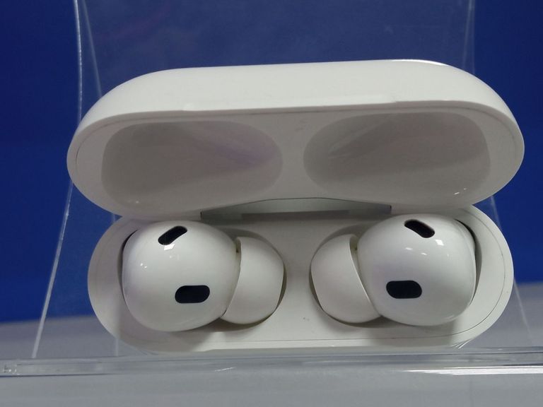 Оголошення Apple airpods pro 2nd generation magsafe Б/У