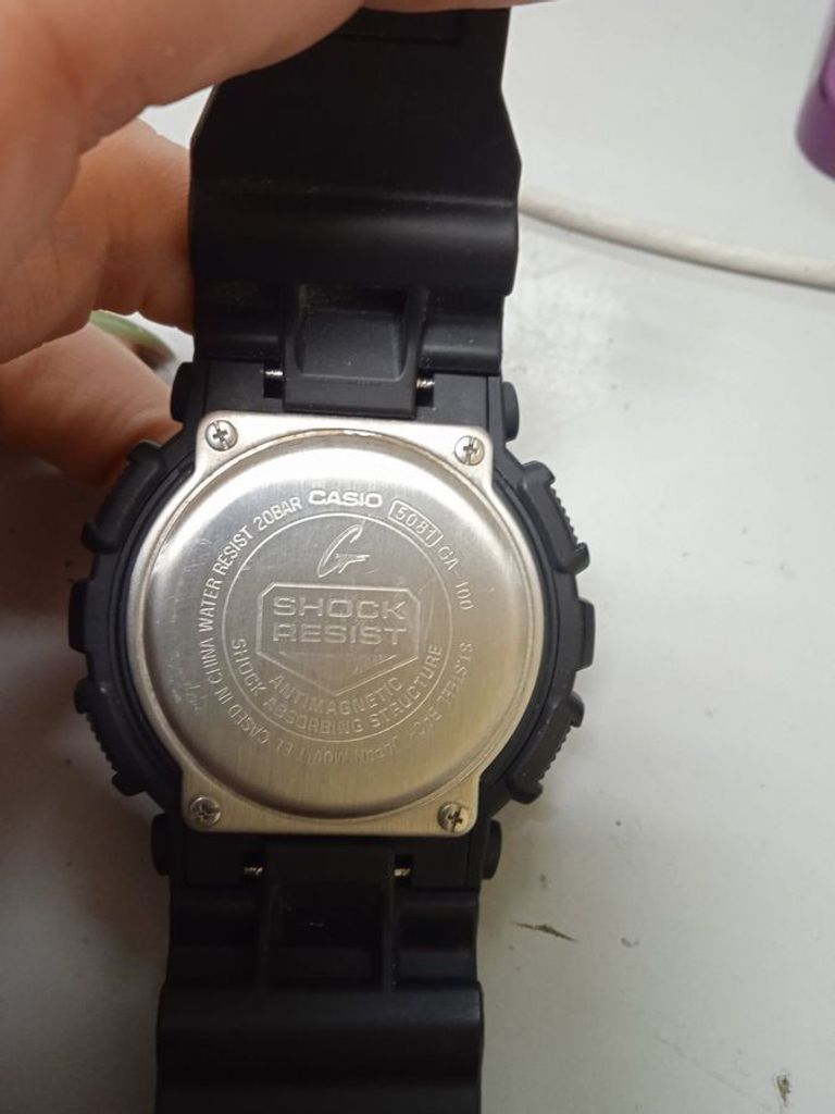 Купить Casio g-100 Б/У