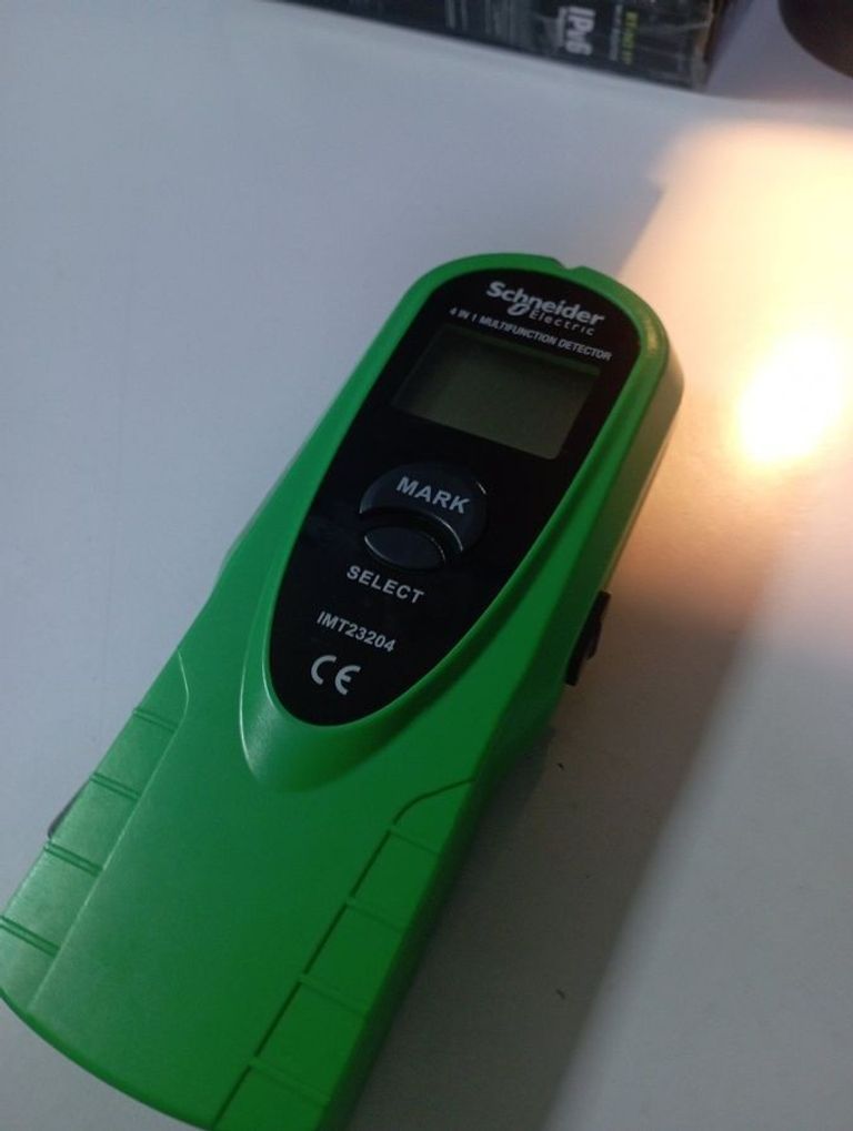 Розпродаж Schneider imt23204, продавець Техноскарб