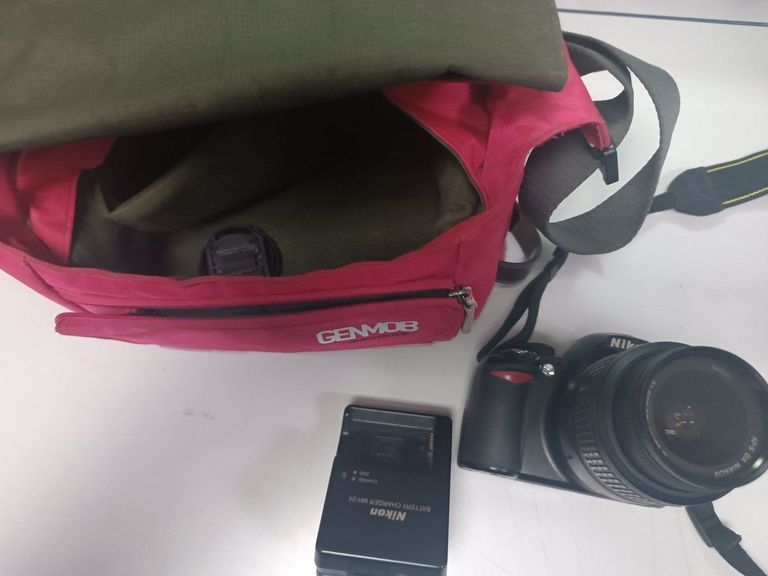 Розпродаж Nikon d3100 kit / af-s nikkor 18-55mm f:3,5-5,6g vr dx, продавець Техноскарб