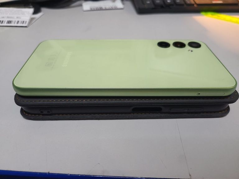 Дешиво Samsung galaxy a24 sm-a245f 6/128gb с ломбарда