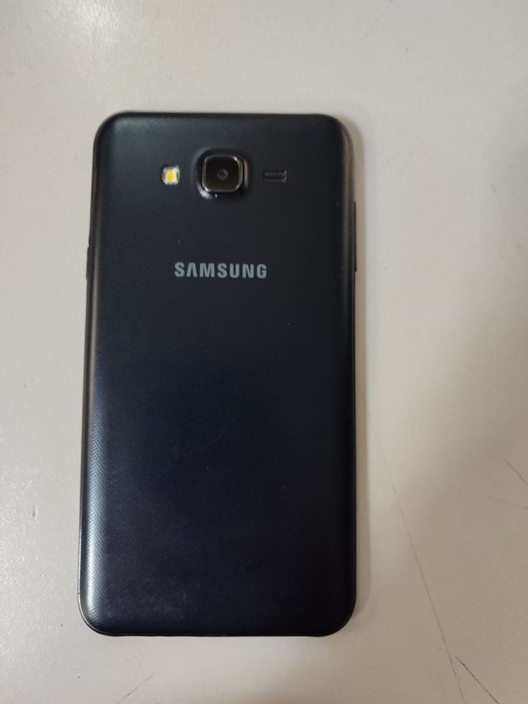 Дешево Samsung galaxy j7 neo sm-j701f 16gb з ломбарду
