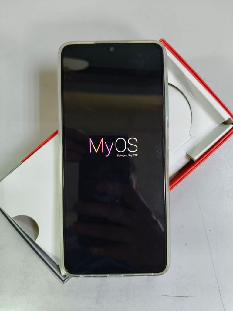 Купить Zte Nubia V70 Max 6/128GB Gray Б/У