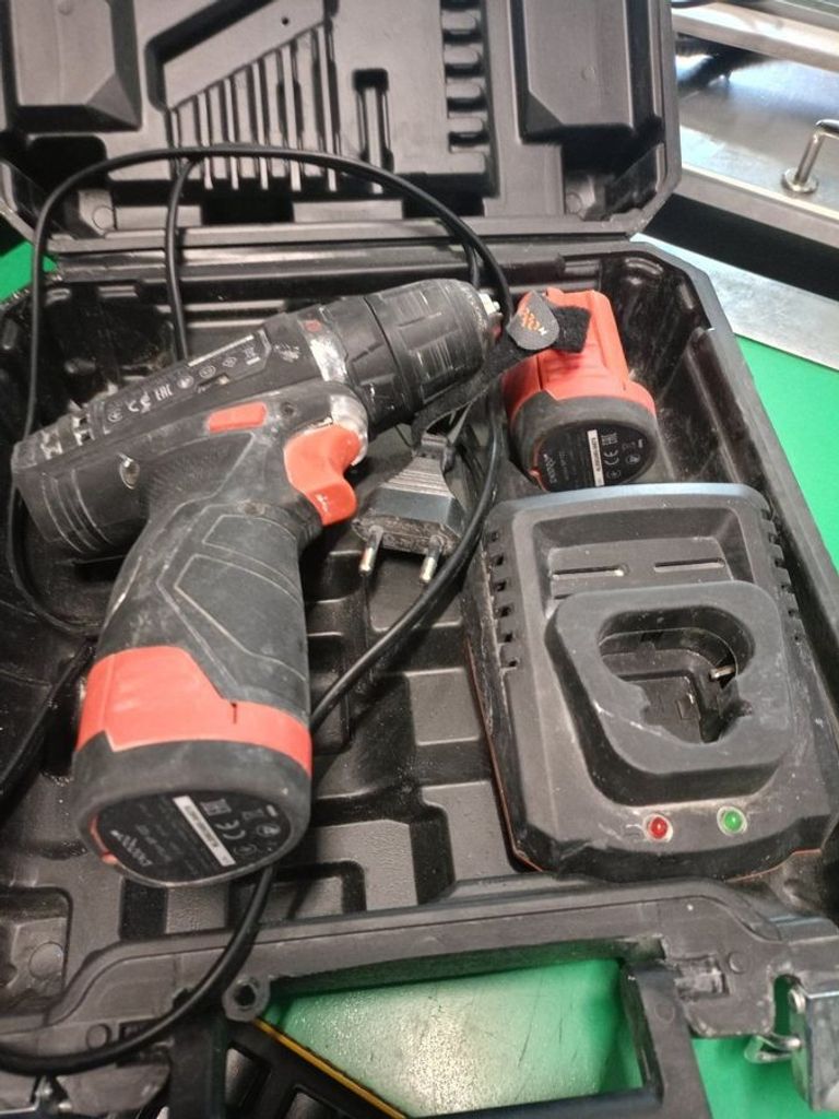 Дешево Dnipro-M cd-12cx compact з ломбарду