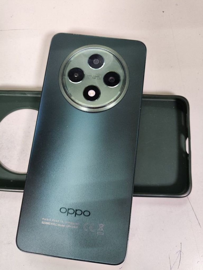 Оголошення Oppo reno12 fs 5g 12/512gb Б/У