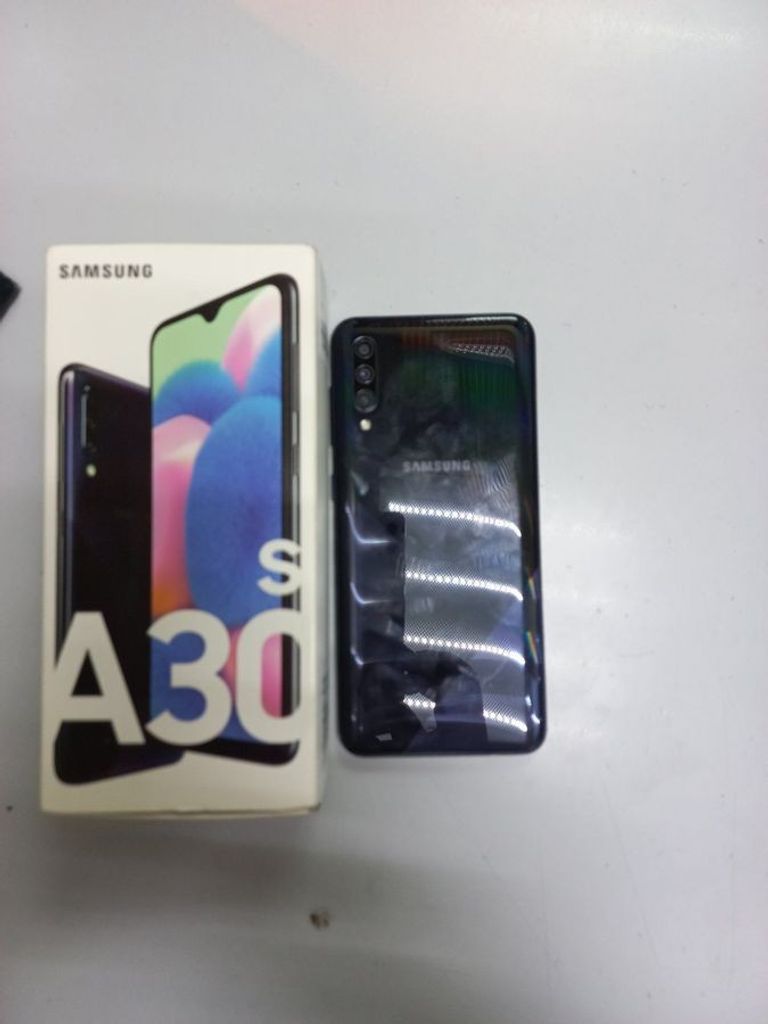 Дешиво Samsung galaxy a30s 4/64gb с ломбарда