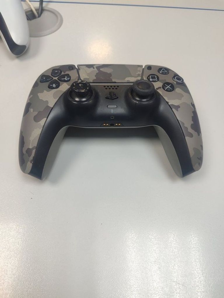 Дешево Sony DualSense Black з ломбарду