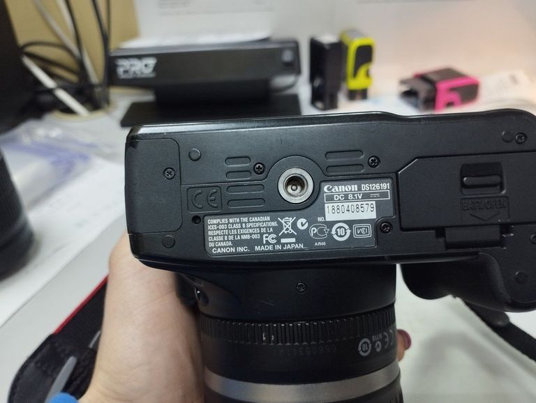 Canon eos 1000d canon ef-s 18-55mm f/3.5-5.6 is ii Код:01-200899054. Зображення 5