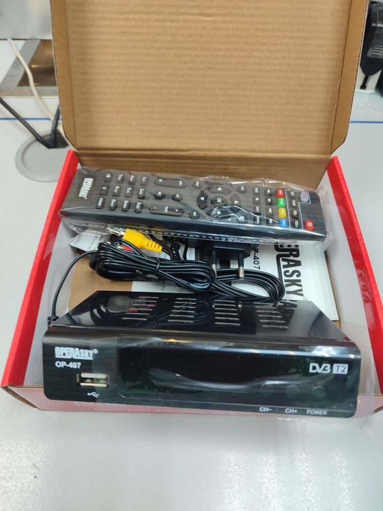 Дешево Opera t2 op 407 з ломбарду