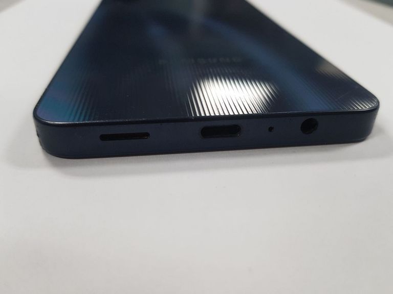 Дешиво Samsung galaxy a06 4/128gb с ломбарда