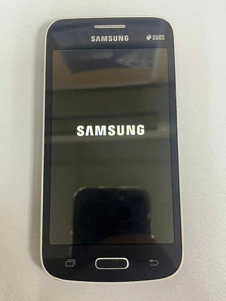 Дешево Samsung galaxy star advance duos sm-g350e з ломбарду