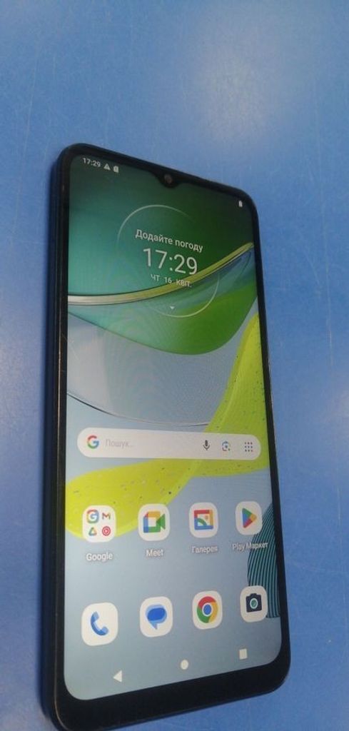 Оголошення Motorola moto e13 2/64gb Б/У