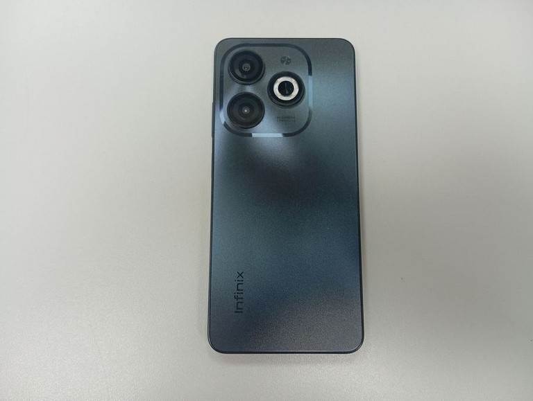 Дешиво Infinix smart 8 2/64gb с ломбарда