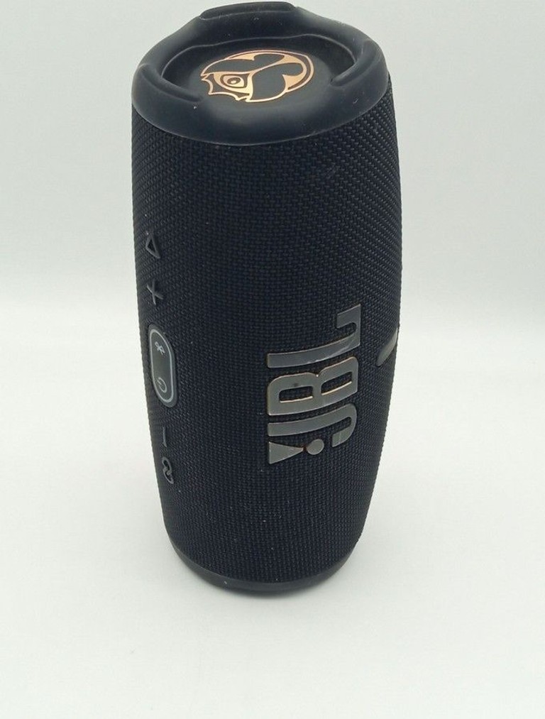 Оголошення Jbl charge 5 Б/У