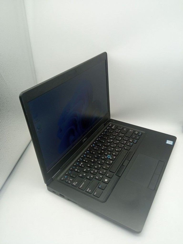 Дешево Dell 14/core i5 8350u ddr4/8gb ddr4/hdd *відсутній/ssd 256 gb/*інтегрована з ломбарду
