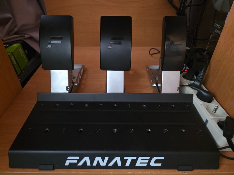 Fanatec CSL Pedals LC Код:null. Изображение 4