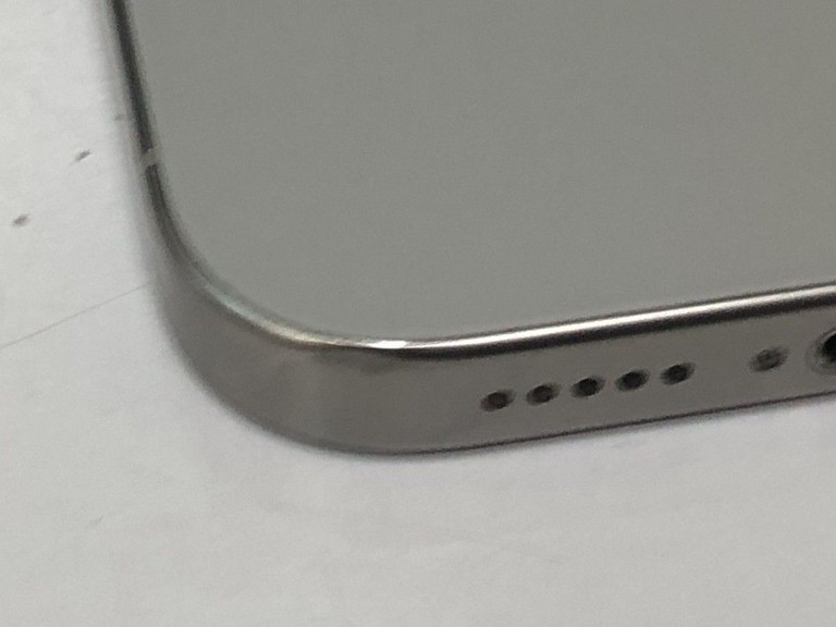 Apple iphone 16 pro 512gb Код:01-200972965. Зображення 7