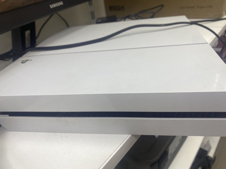 Дешево Sony playstation 4 500gb з ломбарду