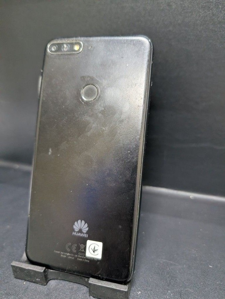 Дешиво Huawei y7 prime 2018 3/32gb с ломбарда