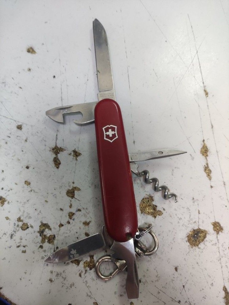 Дешево Victorinox spartan з ломбарду