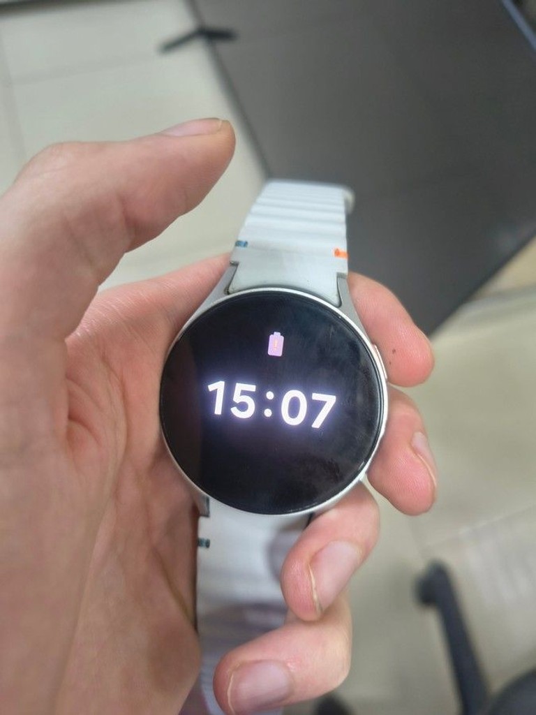 Дешево Samsung galaxy watch 7 44mm з ломбарду