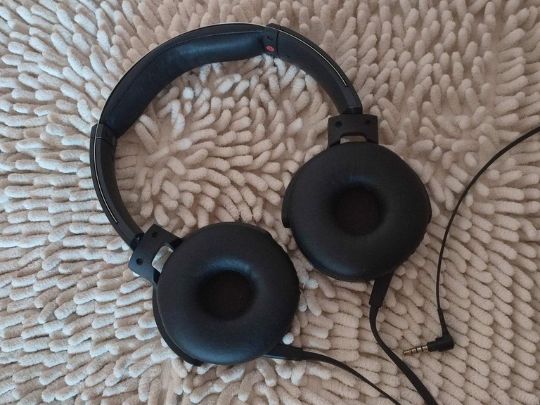 Sony Extra Bass MDR XB550AP Код:null. Изображение 4
