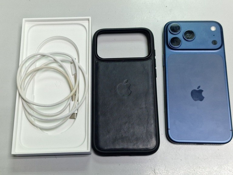 Apple iphone 17 pro max 256gb Код:01-201037761. Изображение 6