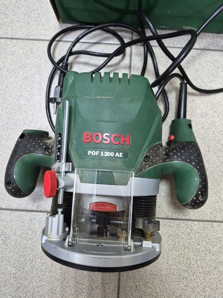 Купити Bosch pof 1200 ae Б/У