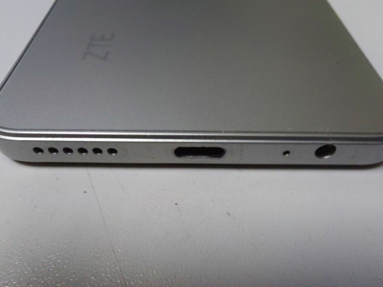 Дешево Zte Blade A76 4/128GB Gray з ломбарду