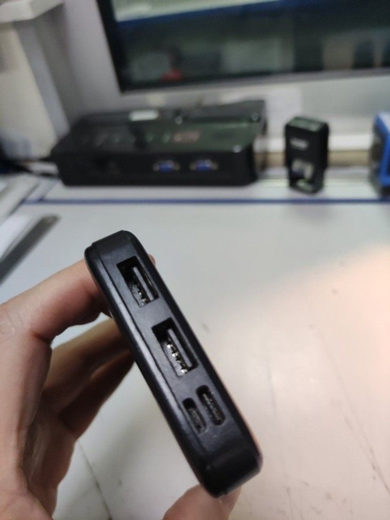 Оголошення - 10000mah Б/У