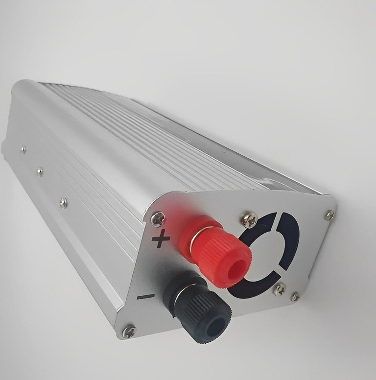Оголошення Power Inverter 12-220В 1500Вт з USB виходом 12V на 220V 1500W Б/У