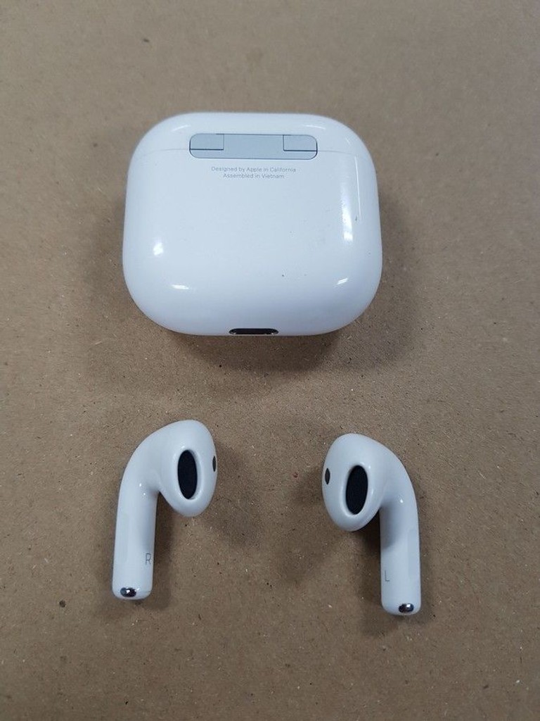Apple airpods 4 Код:01-201117046. Зображення 6