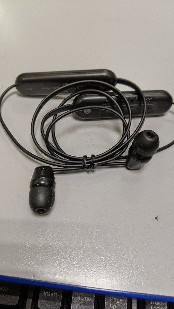 Купить Sony wi-c100 Б/У