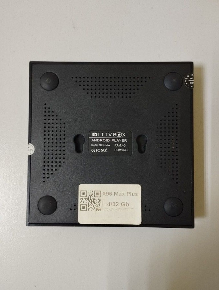 Дешиво  X96 MAX+ 4/32GB с ломбарда