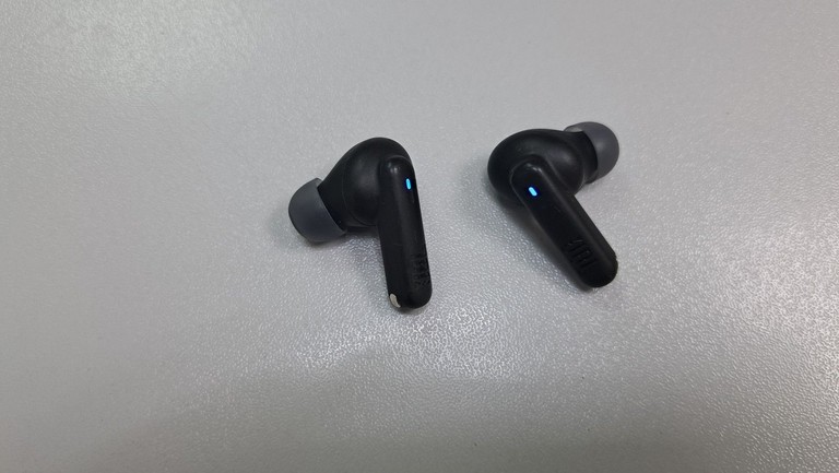 Дешиво Jbl wave beam 2 с ломбарда