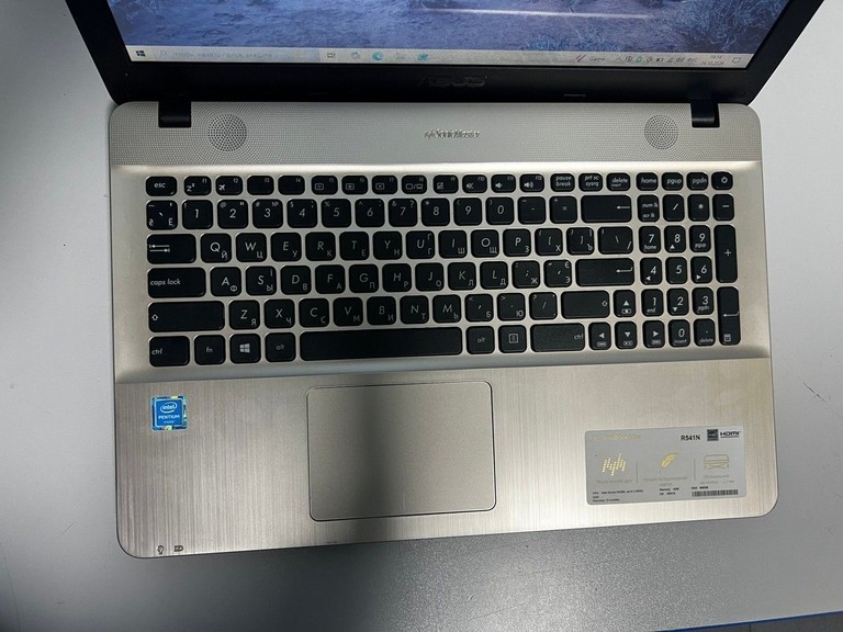 Дешиво Asus 15/pentium n4200 ddr3/4gb ddr3/hdd 500 gb/ssd *відсутній/*інтегрована с ломбарда
