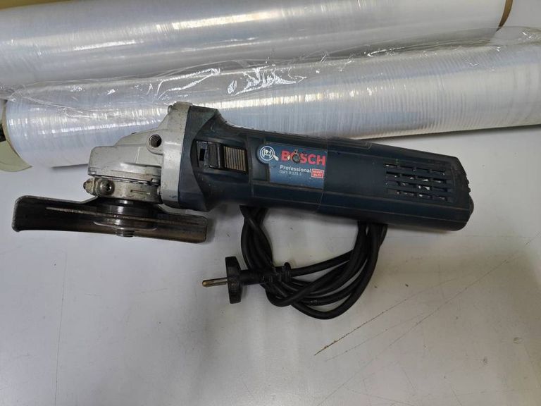 Дешиво Bosch gws 9-125 s с ломбарда