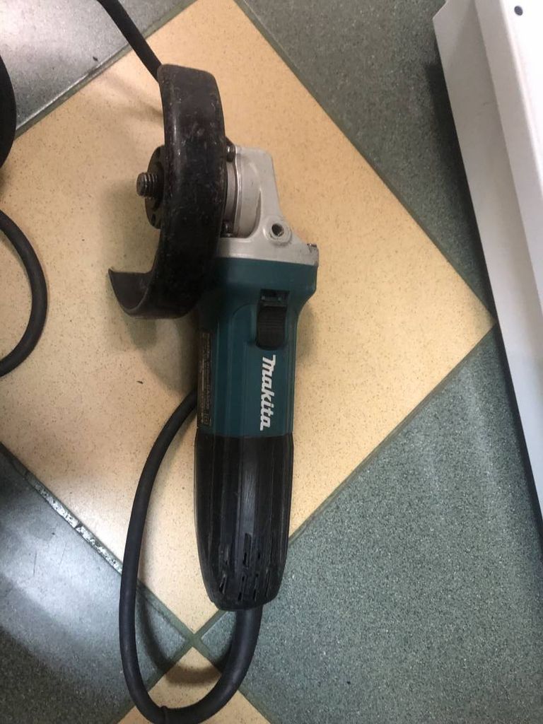 Makita GA5030